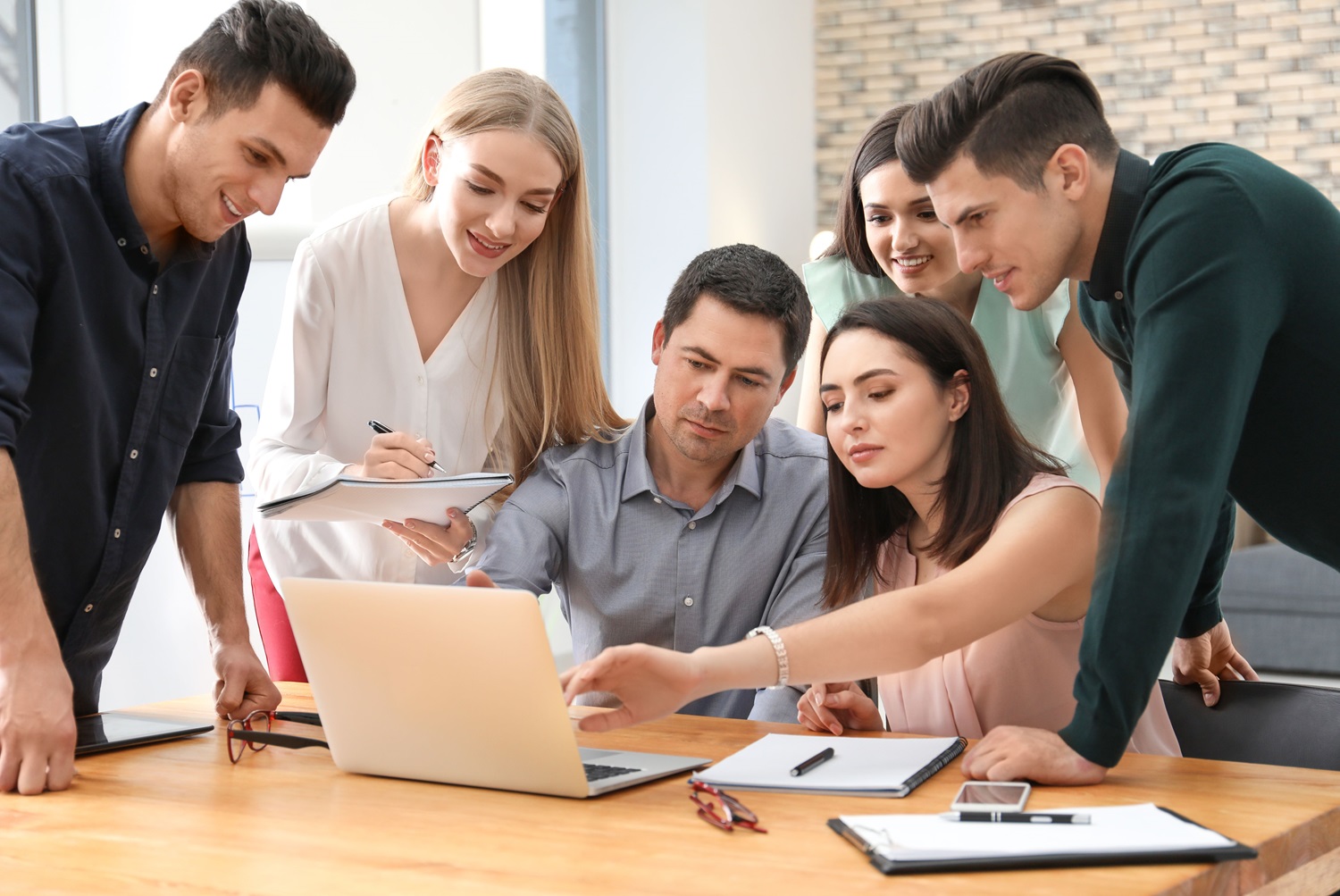 Enhancing Training Outcomes with Group Coaching Dynamics